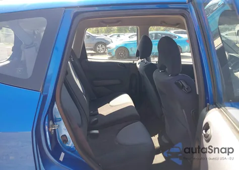 2008 Honda Fit Sport из США, поврежденный, VIN JHMGD37688S031171